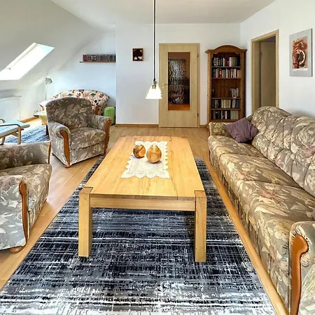 Apartment 3 Bedroom Lovely In