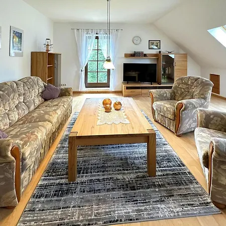 Apartment 3 Bedroom Lovely In *
