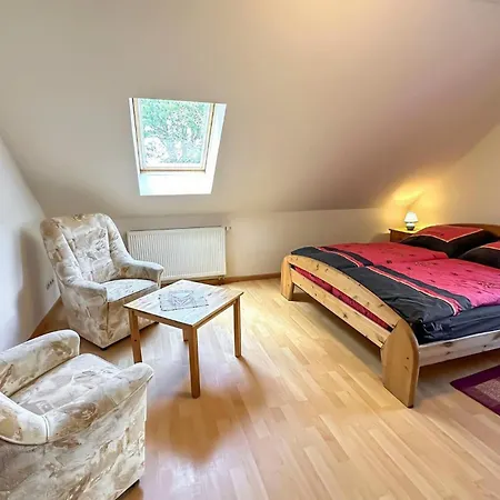 Apartment 3 Bedroom Lovely In *